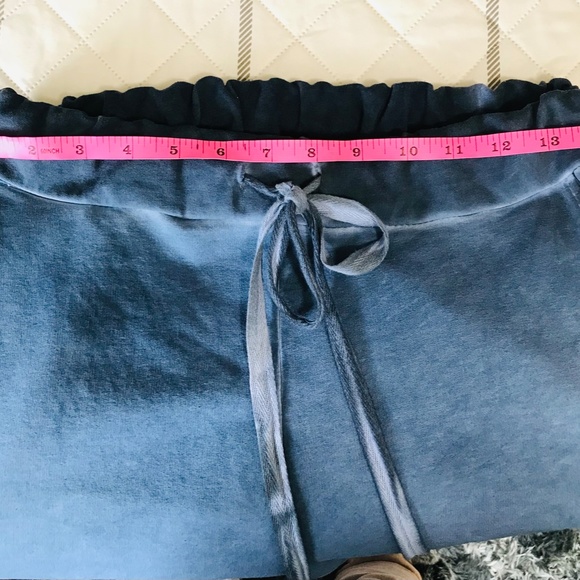 Distressed Joggers fit like a large can be worn a dress pants new - Picture 8 of 12